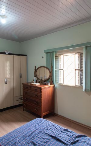 Casa à venda com 150m², 2 quartos e 5 vagas Casa à venda com 150m², 2 quartos e 5 vagasQuarto 01