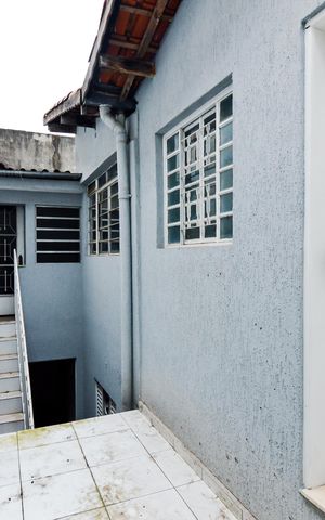 Casa à venda com 238m², 3 quartos e 2 vagasSacada do Quarto 1