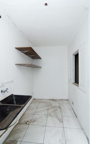 Casa à venda com 238m², 3 quartos e 2 vagasÁrea de Serviço