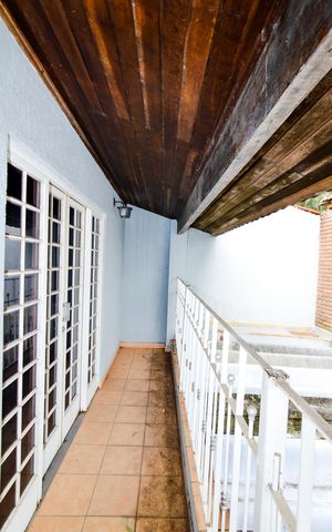 Casa à venda com 238m², 3 quartos e 2 vagasVaranda da Suíte