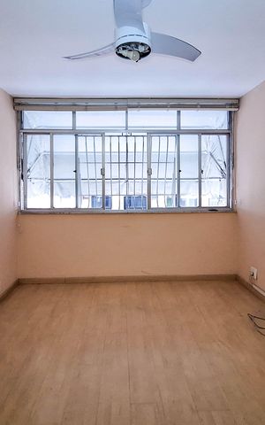 Apartamento à venda com 57m², 2 quartos e sem vaga Apartamento à venda com 57m², 2 quartos e sem vagaSala