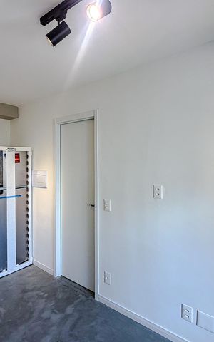 Studio à venda com 26m², 1 quarto e sem vaga Studio à venda com 26m², 1 quarto e sem vagaSala