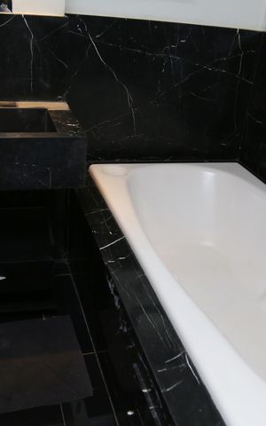 Apartamento à venda com 134m², 2 quartos e 2 vagasBanheiro 