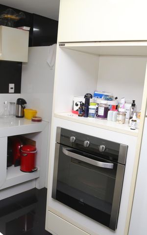 Apartamento à venda com 134m², 2 quartos e 2 vagasCozinha