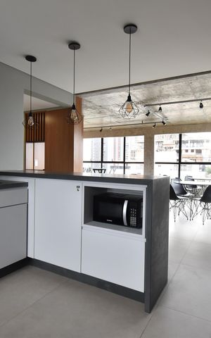 Studio à venda com 28m², 1 quarto e sem vagaÁrea comum - Salão de festas