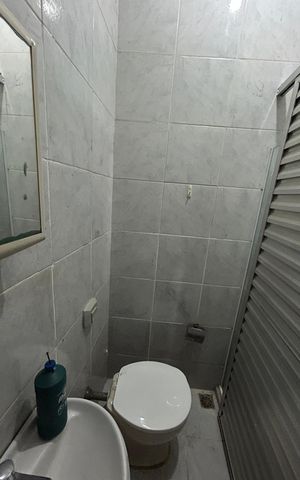 Casa à venda com 444m², 4 quartos e 2 vagasBanheiro casa 2