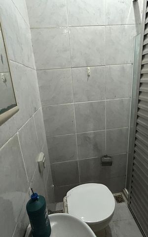 Casa à venda com 444m², 4 quartos e 2 vagasBanheiro casa 2
