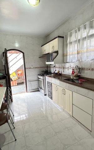Casa à venda com 444m², 4 quartos e 2 vagasCozinha