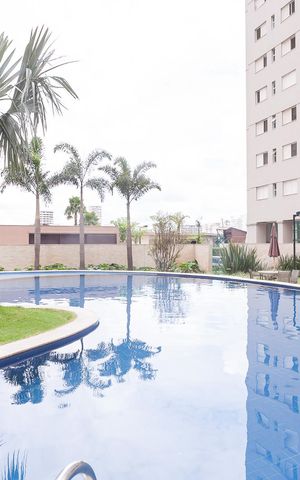 Apartamento à venda com 113m², 3 quartos e 3 vagas Apartamento à venda com 113m², 3 quartos e 3 vagasÁrea comum - Piscina