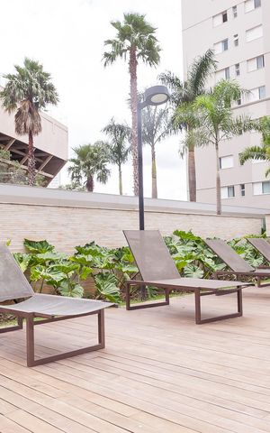 Apartamento à venda com 113m², 3 quartos e 3 vagas Apartamento à venda com 113m², 3 quartos e 3 vagasÁrea comum - Piscina