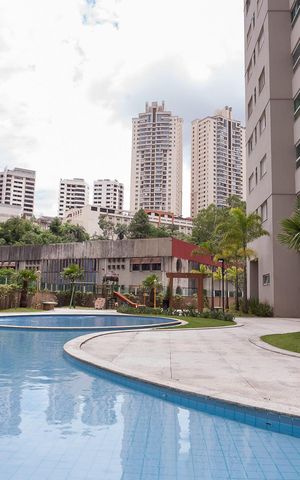 Apartamento à venda com 113m², 3 quartos e 3 vagas Apartamento à venda com 113m², 3 quartos e 3 vagasÁrea comum - Piscina