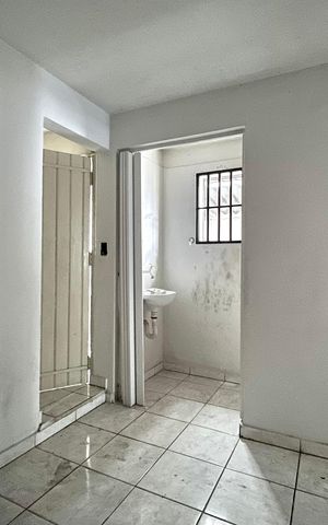 Casa à venda com 70m², 2 quartos e 3 vagas Casa à venda com 70m², 2 quartos e 3 vagasQuarto 3
