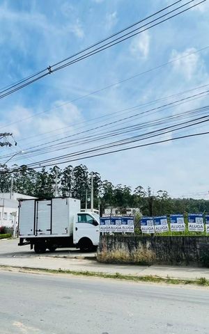 Casa de condomínio para alugar com 60m², 2 quartos e 1 vaga Casa de condomínio para alugar com 60m², 2 quartos e 1 vagaFachada