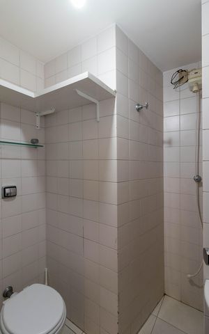 Apartamento para alugar com 106m², 3 quartos e 2 vagas Apartamento para alugar com 106m², 3 quartos e 2 vagasBanheiro de serviço