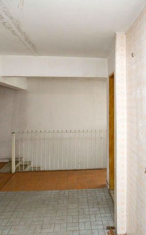 Casa à venda com 136m², 3 quartos e 1 vagaÁrea de Serviço