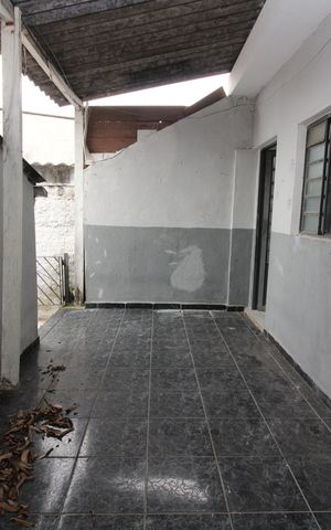 Casa para alugar com 30m², 1 quarto e 1 vagaÁrea de Serviço