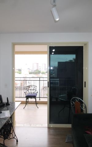 Apartamento à venda com 40m², 1 quarto e 1 vagaSala