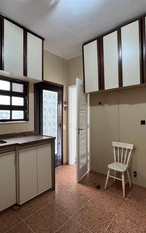Casa de condomínio à venda com 300m², 5 quartos e 2 vagas Casa de condomínio à venda com 300m², 5 quartos e 2 vagasCozinha