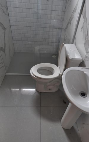 Casa para alugar com 25m², 2 quartos e sem vagaBanheiro