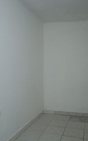 Casa para alugar com 28m², 1 quarto e sem vagaQuarto