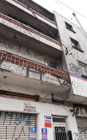 Apartamento à venda com 60m², 1 quarto e sem vaga Apartamento à venda com 60m², 1 quarto e sem vagaFachada