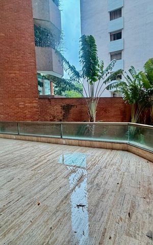 Apartamento à venda com 796m², 3 quartos e 4 vagas