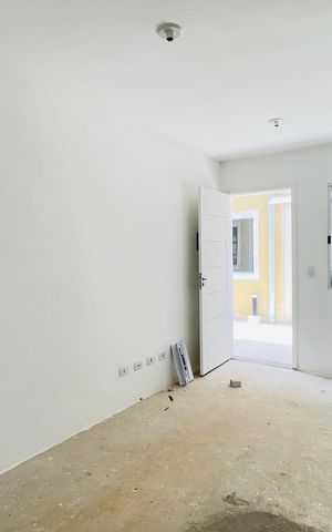 Casa de condomínio para alugar com 55m², 2 quartos e 1 vaga Casa de condomínio para alugar com 55m², 2 quartos e 1 vagaSala
