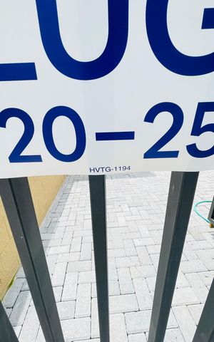 Casa de condomínio para alugar com 55m², 2 quartos e 1 vaga Casa de condomínio para alugar com 55m², 2 quartos e 1 vagaCódigo da placa