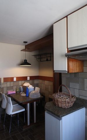 Apartamento à venda com 220m², 3 quartos e 2 vagasCozinha
