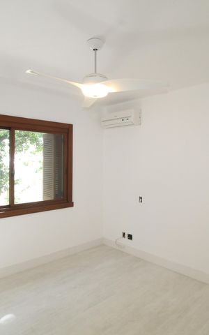 Apartamento à venda com 220m², 3 quartos e 2 vagasSuíte 1