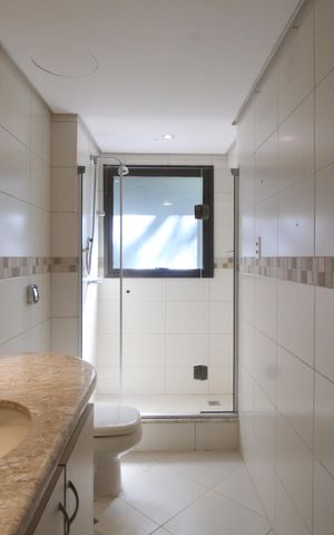 Apartamento à venda com 220m², 3 quartos e 2 vagasBanheiro