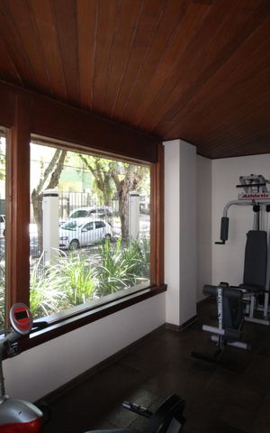 Apartamento à venda com 220m², 3 quartos e 2 vagasAcademia