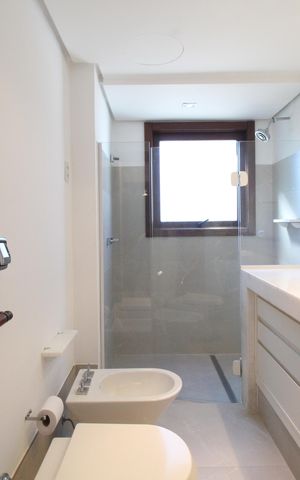 Apartamento à venda com 220m², 3 quartos e 2 vagasBanheiro da Suíte 1