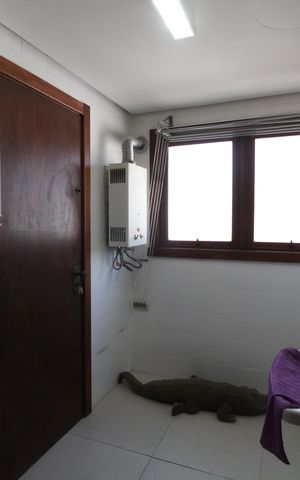 Apartamento à venda com 220m², 3 quartos e 2 vagasÁrea de Serviço