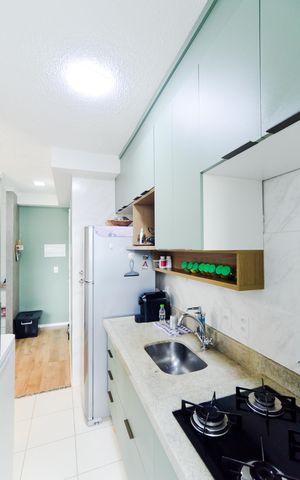 Apartamento à venda com 43m², 2 quartos e 1 vagaCozinha  e Área de Serviço 