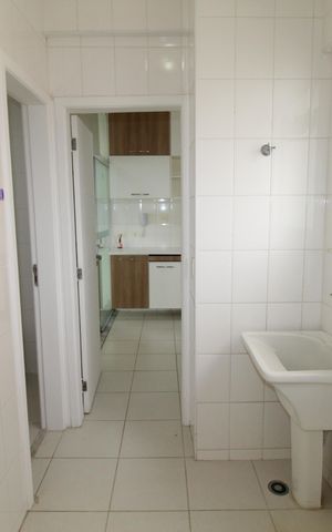 Apartamento para alugar com 143m², 3 quartos e 3 vagasÁrea de Serviço