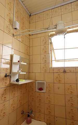 Casa para alugar com 98m², 1 quarto e 2 vagasBanheiro de serviço