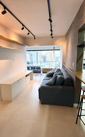 Apartamento à venda com 70m², 2 quartos e 1 vaga Apartamento à venda com 70m², 2 quartos e 1 vagaSala