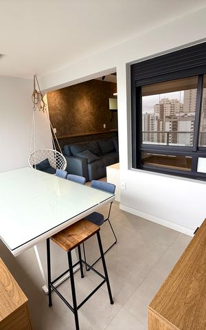 Apartamento à venda com 70m², 2 quartos e 1 vaga Apartamento à venda com 70m², 2 quartos e 1 vagaVaranda