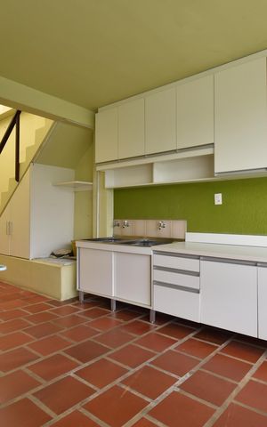 Casa para alugar com 280m², 6 quartos e 4 vagasÁrea de Serviço
