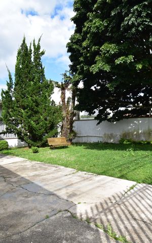 Casa para alugar com 280m², 6 quartos e 4 vagasQuintal