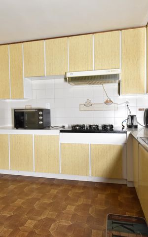 Casa para alugar com 280m², 6 quartos e 4 vagasCozinha