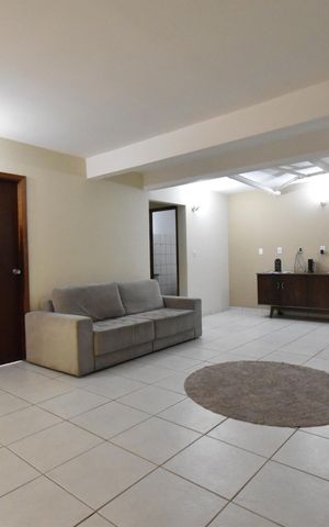 Casa para alugar com 280m², 6 quartos e 4 vagasSala 1
