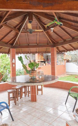 Casa para alugar com 480m², 3 quartos e 5 vagas Casa para alugar com 480m², 3 quartos e 5 vagasQuiosque
