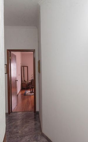 Casa para alugar com 480m², 3 quartos e 5 vagas Casa para alugar com 480m², 3 quartos e 5 vagasCorredor