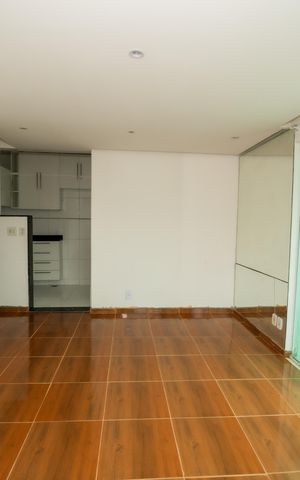 Casa para alugar com 70m², 2 quartos e 1 vaga Casa para alugar com 70m², 2 quartos e 1 vagaSala