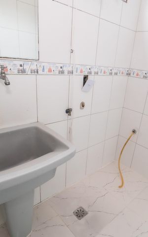 Casa para alugar com 70m², 2 quartos e 1 vaga Casa para alugar com 70m², 2 quartos e 1 vagaÁrea de Serviço