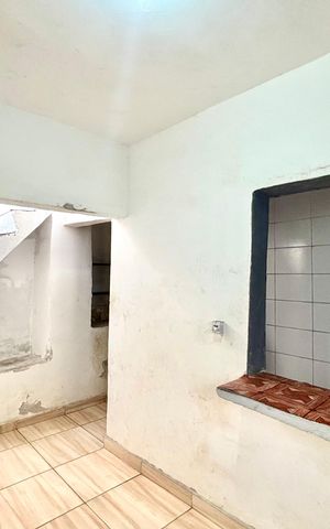 Casa para alugar com 98m², 2 quartos e 1 vaga Casa para alugar com 98m², 2 quartos e 1 vagaSala/Cozinha
