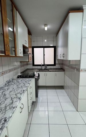Apartamento à venda com 157m², 3 quartos e 1 vaga Apartamento à venda com 157m², 3 quartos e 1 vagaCozinha