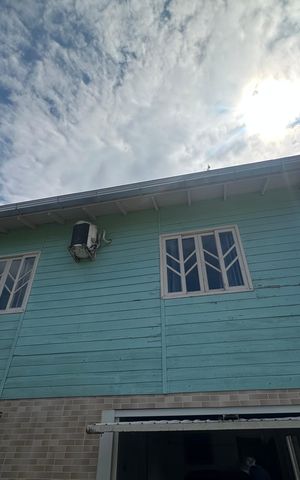 Casa para alugar com 70m², 2 quartos e 1 vaga Casa para alugar com 70m², 2 quartos e 1 vagaFachada